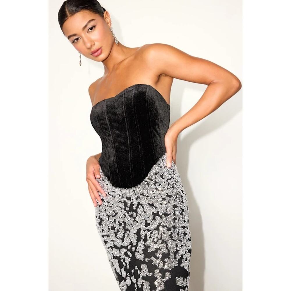NWT Lulus Renessa Black and Silver Velvet Sequin Strapless Midi Dress M - Picture 2 of 4